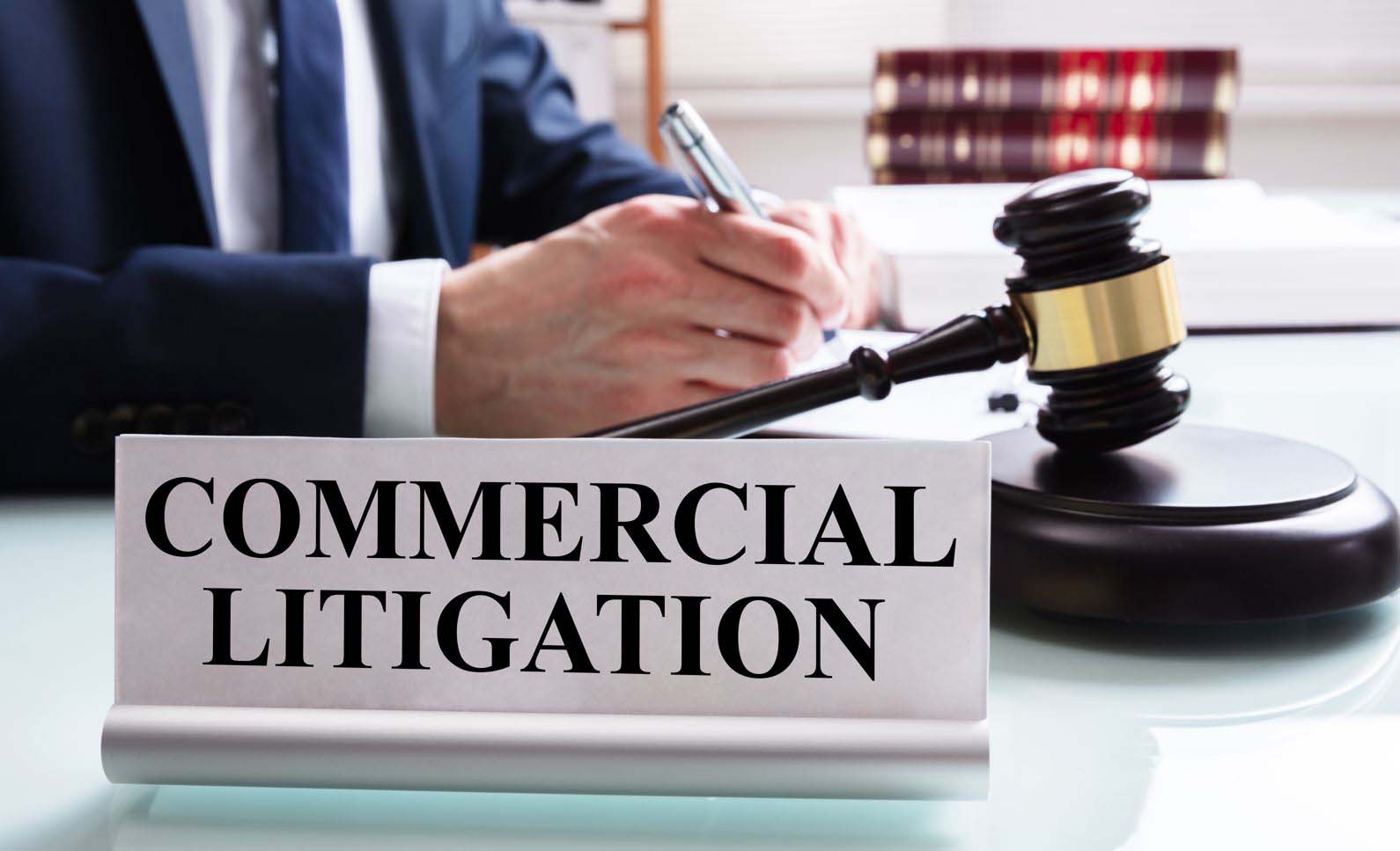 What is Commercial Litigation? Commercial Litigation Lawyer Explained ...